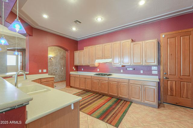988 W CROOKED STICK Drive, Casa Grande, AZ 85122