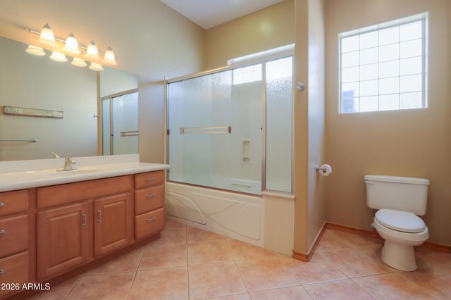 988 W CROOKED STICK Drive, Casa Grande, AZ 85122