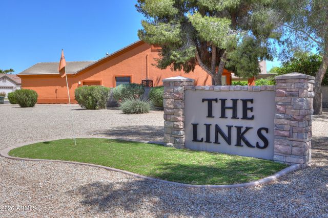 988 W CROOKED STICK Drive, Casa Grande, AZ 85122