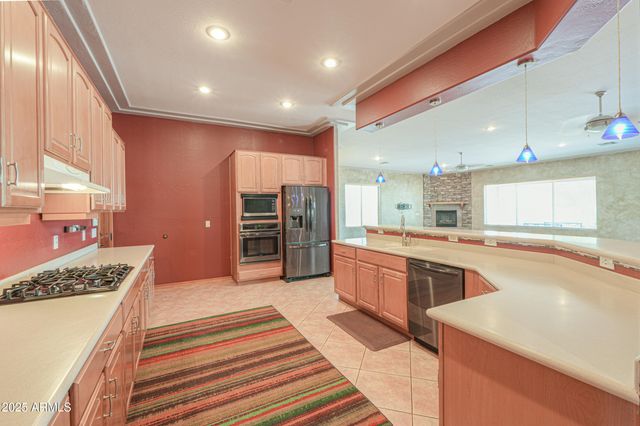 988 W CROOKED STICK Drive, Casa Grande, AZ 85122