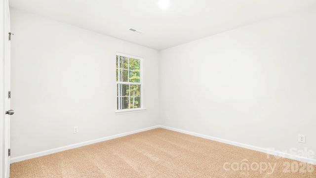 185 Prominent Drive, Lexington, NC 27292