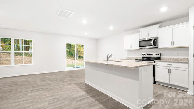 185 Prominent Drive, Lexington, NC 27292