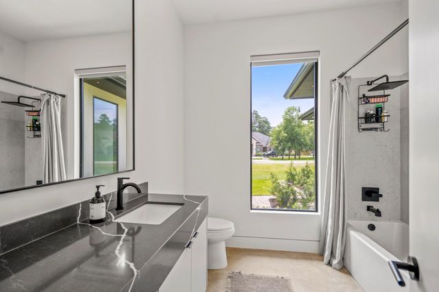 11736 Canyon Court, Conroe, TX 77385