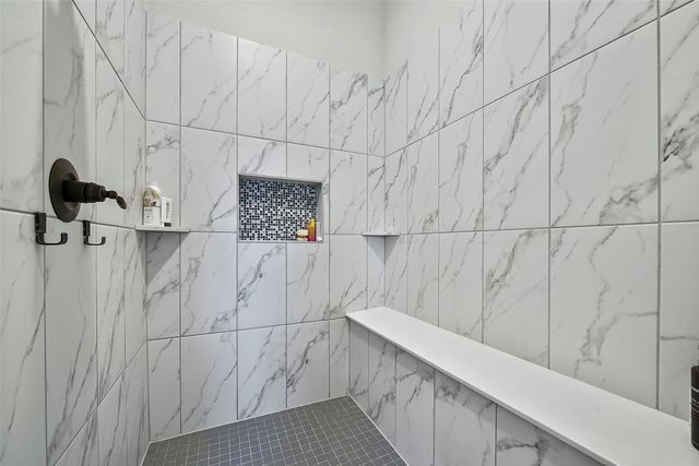 1101 Alderwood Drive, Justin, TX 76247