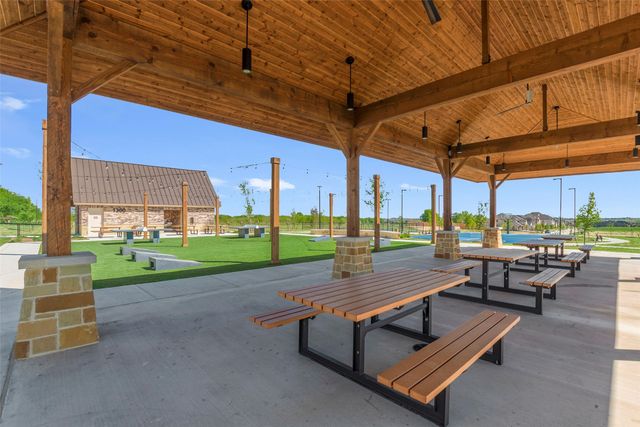 1101 Alderwood Drive, Justin, TX 76247