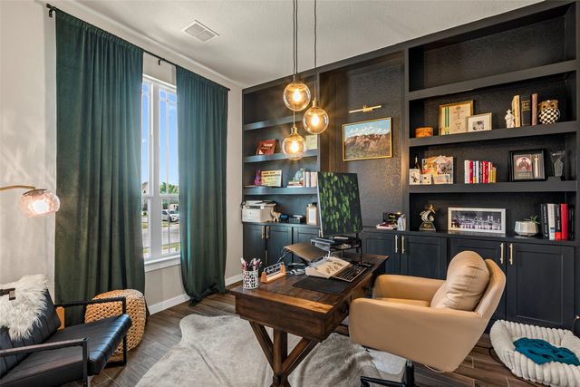 1101 Alderwood Drive, Justin, TX 76247