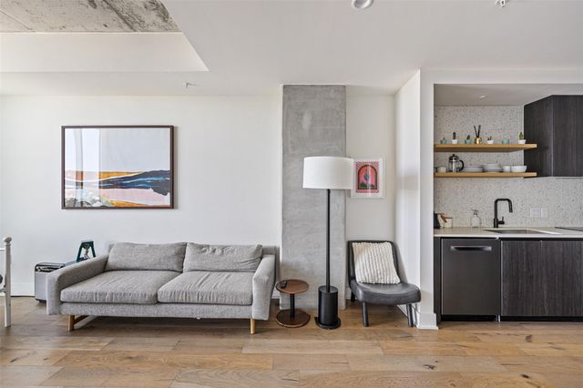 48 East Ave 2405, Austin, TX 78701