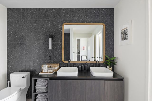 48 East Ave 2405, Austin, TX 78701