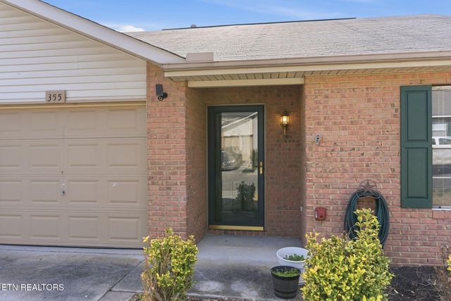 355 Hawthorne Oaks Way, Powell, TN 37849