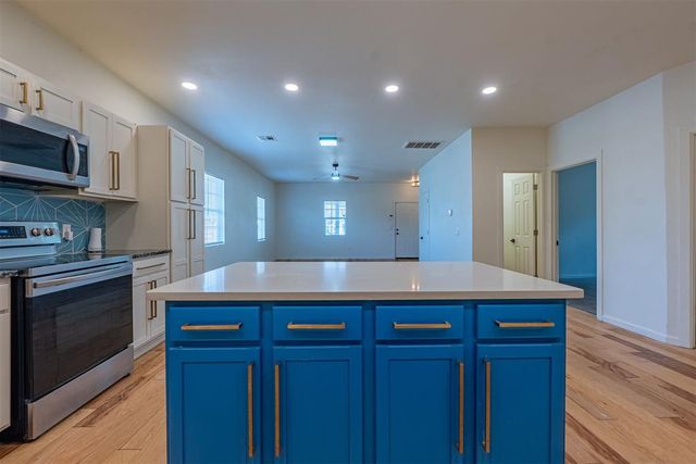 1534 NW 32nd Street, Oklahoma City, OK 73118