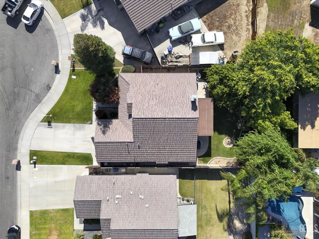 10106 Boone Valley Drive, Bakersfield, CA 93312