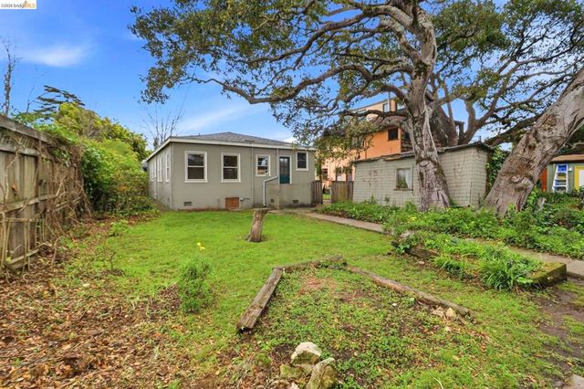 1529 1529 Ada St, Berkeley, CA 94703