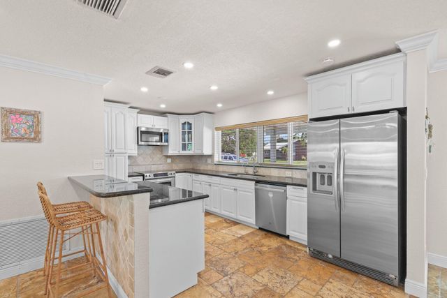 1082 SW 3rd Street, Boca Raton, FL 33486