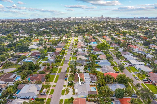 1082 SW 3rd Street, Boca Raton, FL 33486