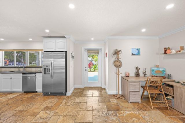 1082 SW 3rd Street, Boca Raton, FL 33486