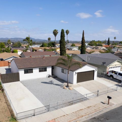 672 Arthur Ave, Oceanside, CA 92057