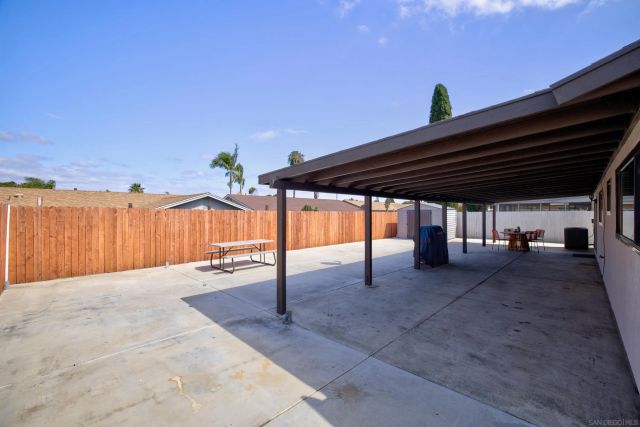 672 Arthur Ave, Oceanside, CA 92057