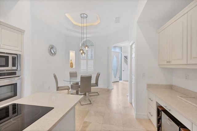 3409 54TH DRIVE W 102, Bradenton, FL 34210