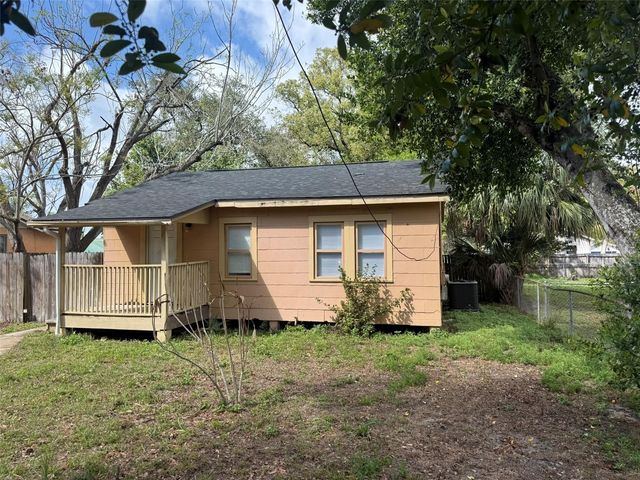 3612 N 52ND STREET, Tampa, FL 33619