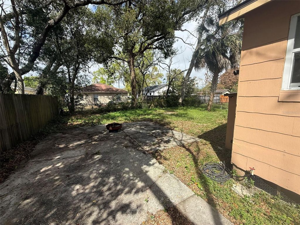 Image 14 of property listing at 3612 N 52ND STREET, Tampa, FL 33619