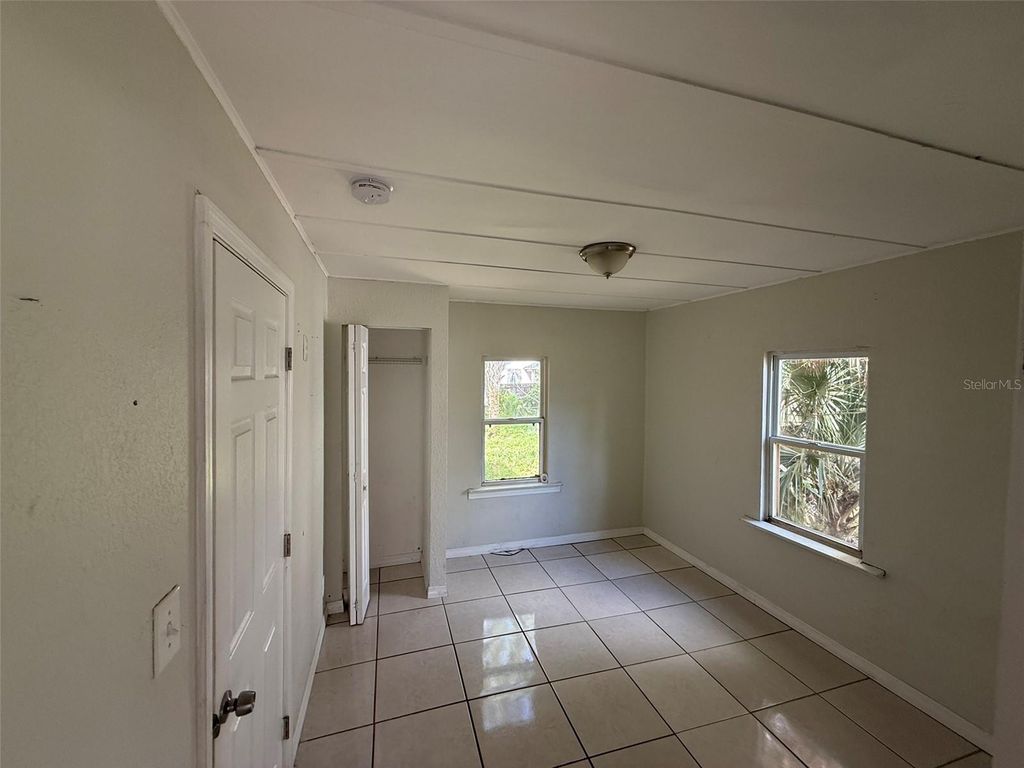 Image 9 of property listing at 3612 N 52ND STREET, Tampa, FL 33619