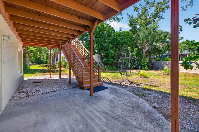 1300 PLEASANT WAY S, St Petersburg, FL 33705