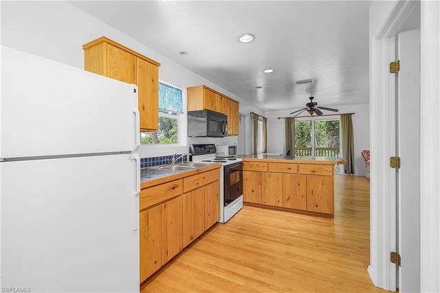7322 Hibiscus AVE, Bokeelia, FL 33922