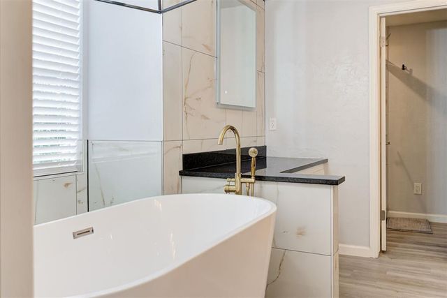 709 Timber Ridge Drive, Edmond, OK 73034