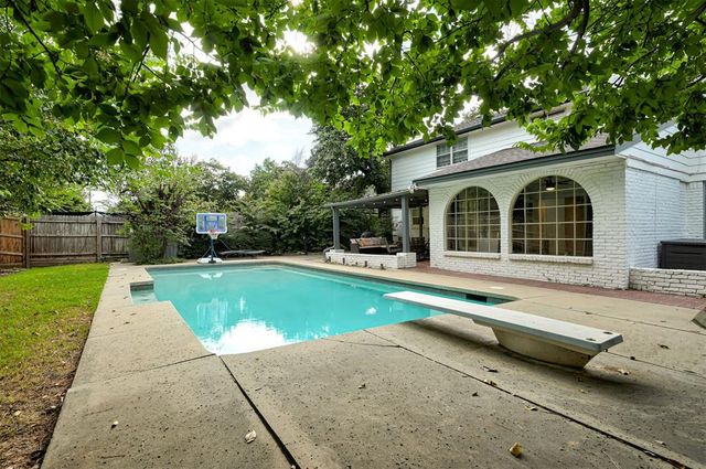 709 Timber Ridge Drive, Edmond, OK 73034