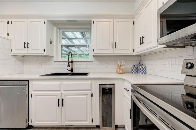 709 Timber Ridge Drive, Edmond, OK 73034