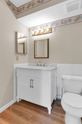 4298 Chateau De Ville Drive A, St Louis, MO 63129