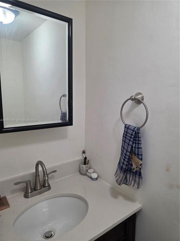 8000 SW 152nd Avenue 115, Miami, FL 33193