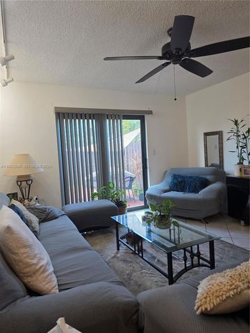 8000 SW 152nd Avenue 115, Miami, FL 33193