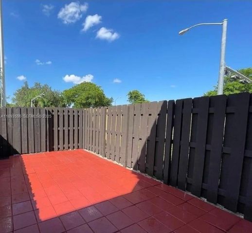 8000 SW 152nd Avenue 115, Miami, FL 33193