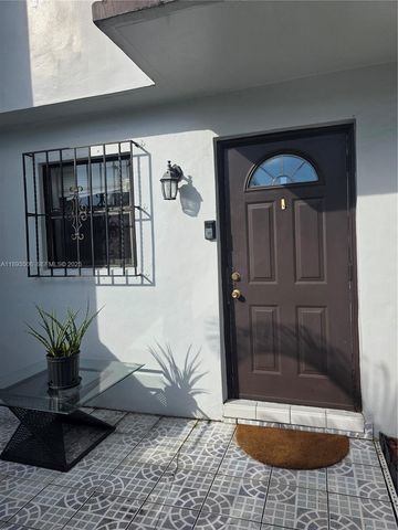 8000 SW 152nd Avenue 115, Miami, FL 33193