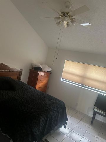 8000 SW 152nd Avenue 115, Miami, FL 33193