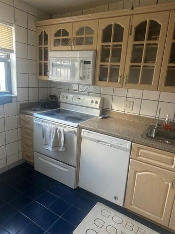 8000 SW 152nd Avenue 115, Miami, FL 33193