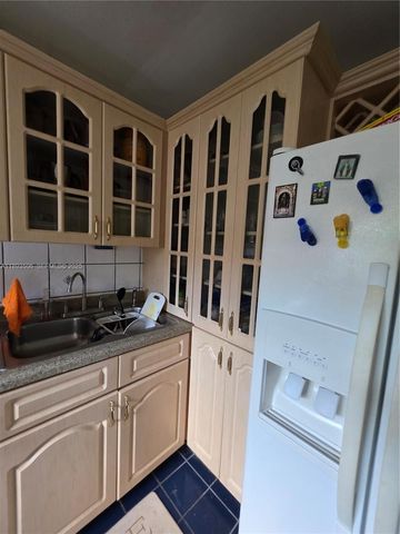 8000 SW 152nd Avenue 115, Miami, FL 33193