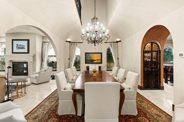 3751 Aberdeen Way, Houston, TX 77025