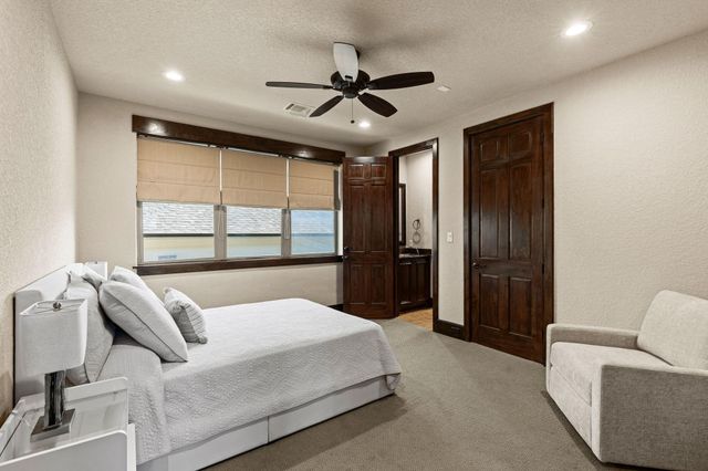 3751 Aberdeen Way, Houston, TX 77025