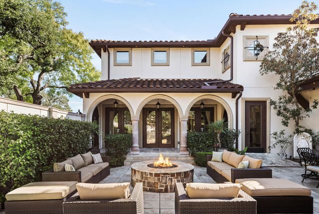 3751 Aberdeen Way, Houston, TX 77025