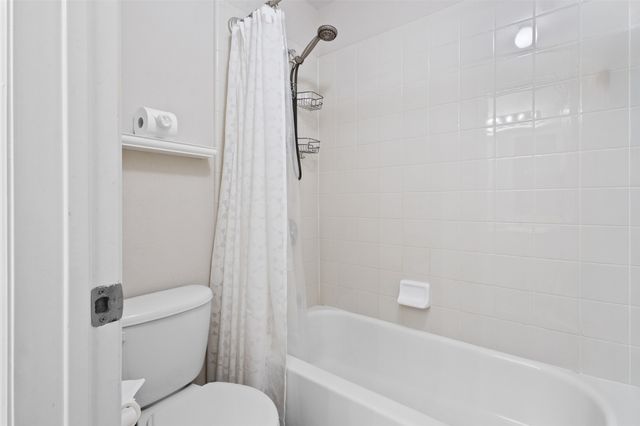 2307 Bear Run Road, Arlington, TX 76001
