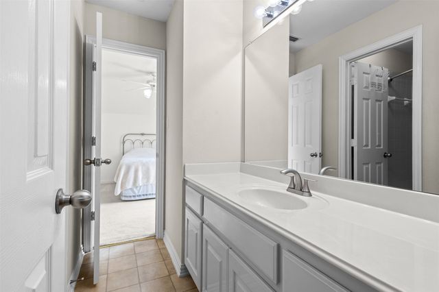 2307 Bear Run Road, Arlington, TX 76001