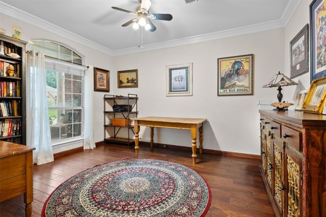 2307 Bear Run Road, Arlington, TX 76001