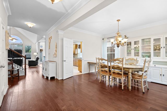 2307 Bear Run Road, Arlington, TX 76001