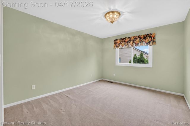 22270 Boulder Drive, Farmington Hills, MI 48335