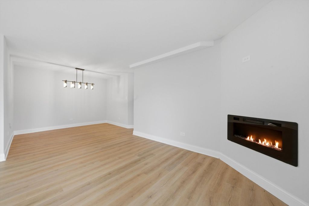 19405 Oakwood Avenue C, Country Club Hills, IL 60478 — photo 5