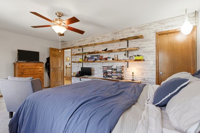 8304 Queen Victoria Lane, Tinley Park, IL 60477