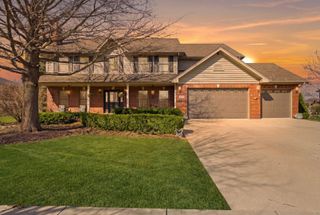 8304 Queen Victoria Lane, Tinley Park, IL 60477