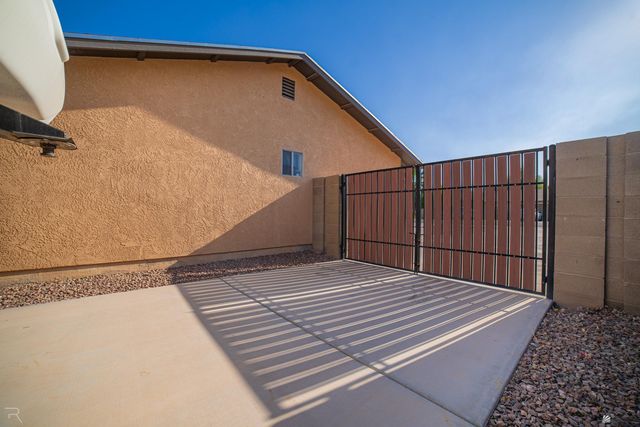 1363 S 24 AVE, Yuma, AZ 85364